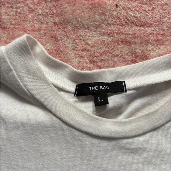 The Bar White Blue Varsity Cropped Top Tee Size Large - Picture 4 of 4